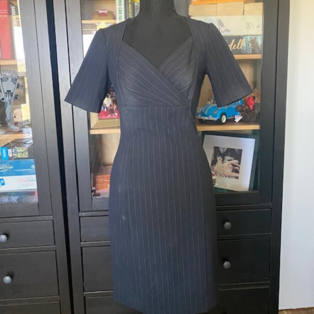Antonio Melani Size 0 Black Pinstripe Sheath Dress